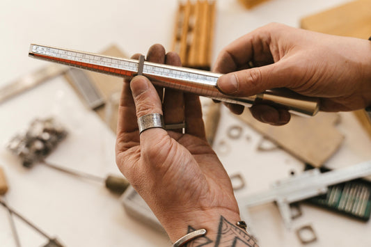 A Simple Guide to Measuring Your Ring Size at Home