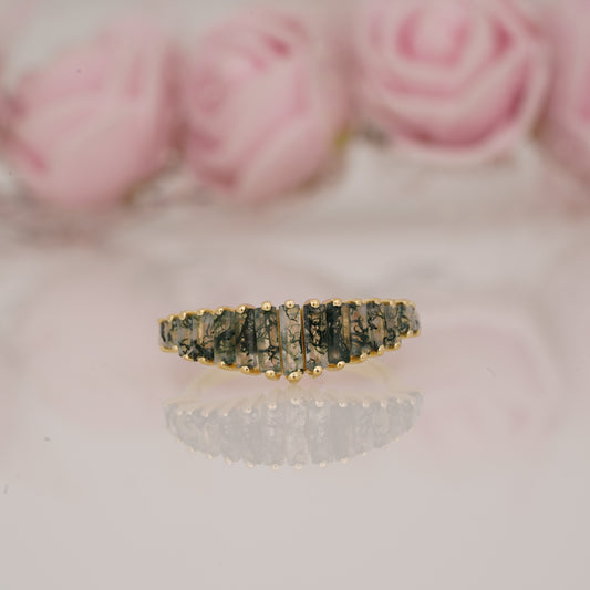 Lab-Grown Moss Agate Graduated Baguette Half Eternity Wedding Band